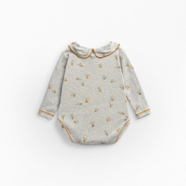 الجسم مع طباعة اليراعات