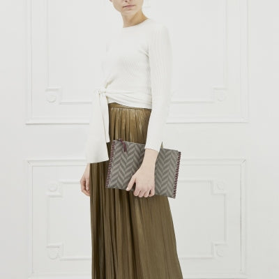 لونا في مخلب الأناضول