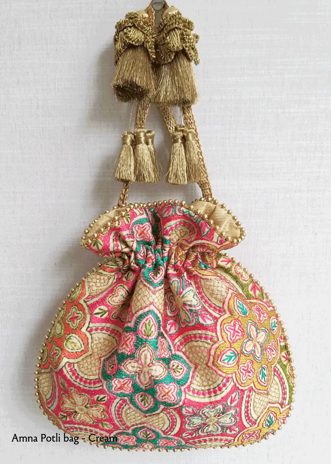 Amna Potli – Cream