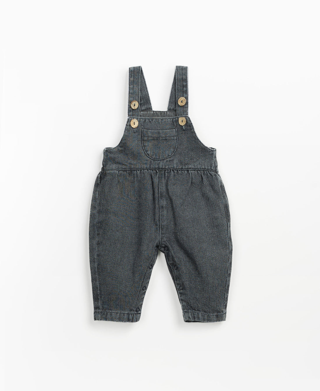 Denim jumpsuit with coconut buttons