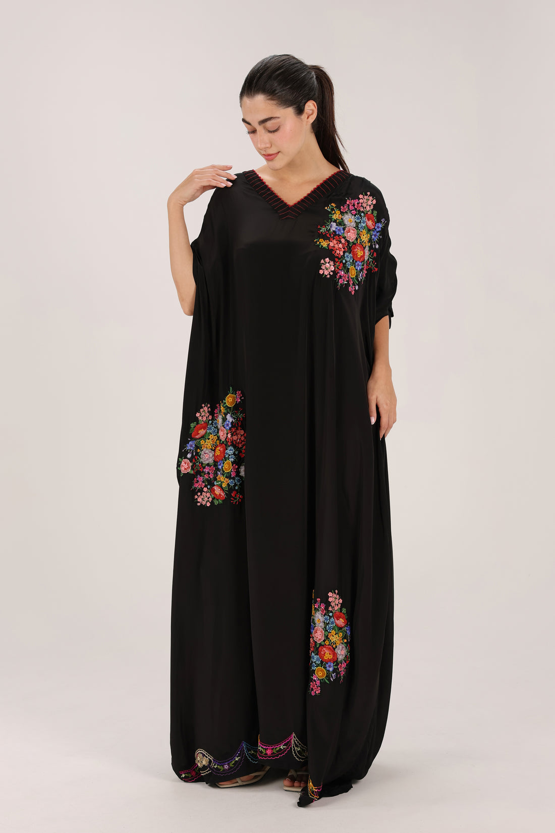 Noir Botanica- Black