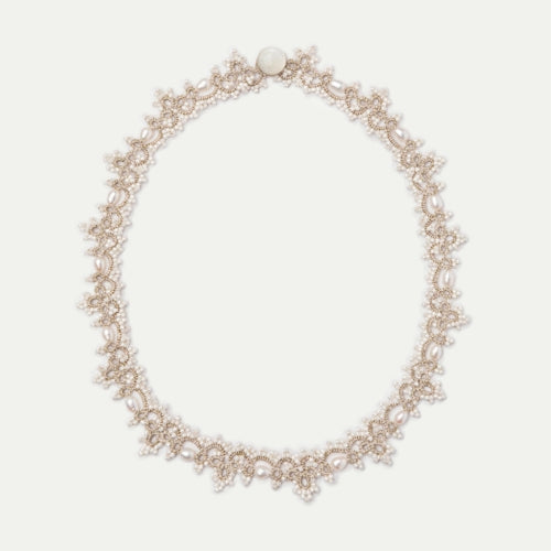 GISELLE PEARLS NECKLACE ECRU | عقد جيزيل بيرلز إيكرو