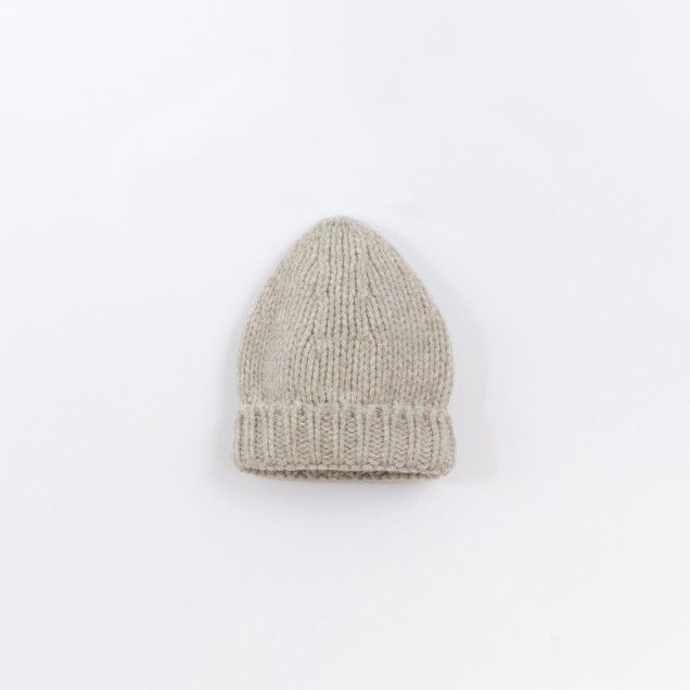 KNITTED BEANIE