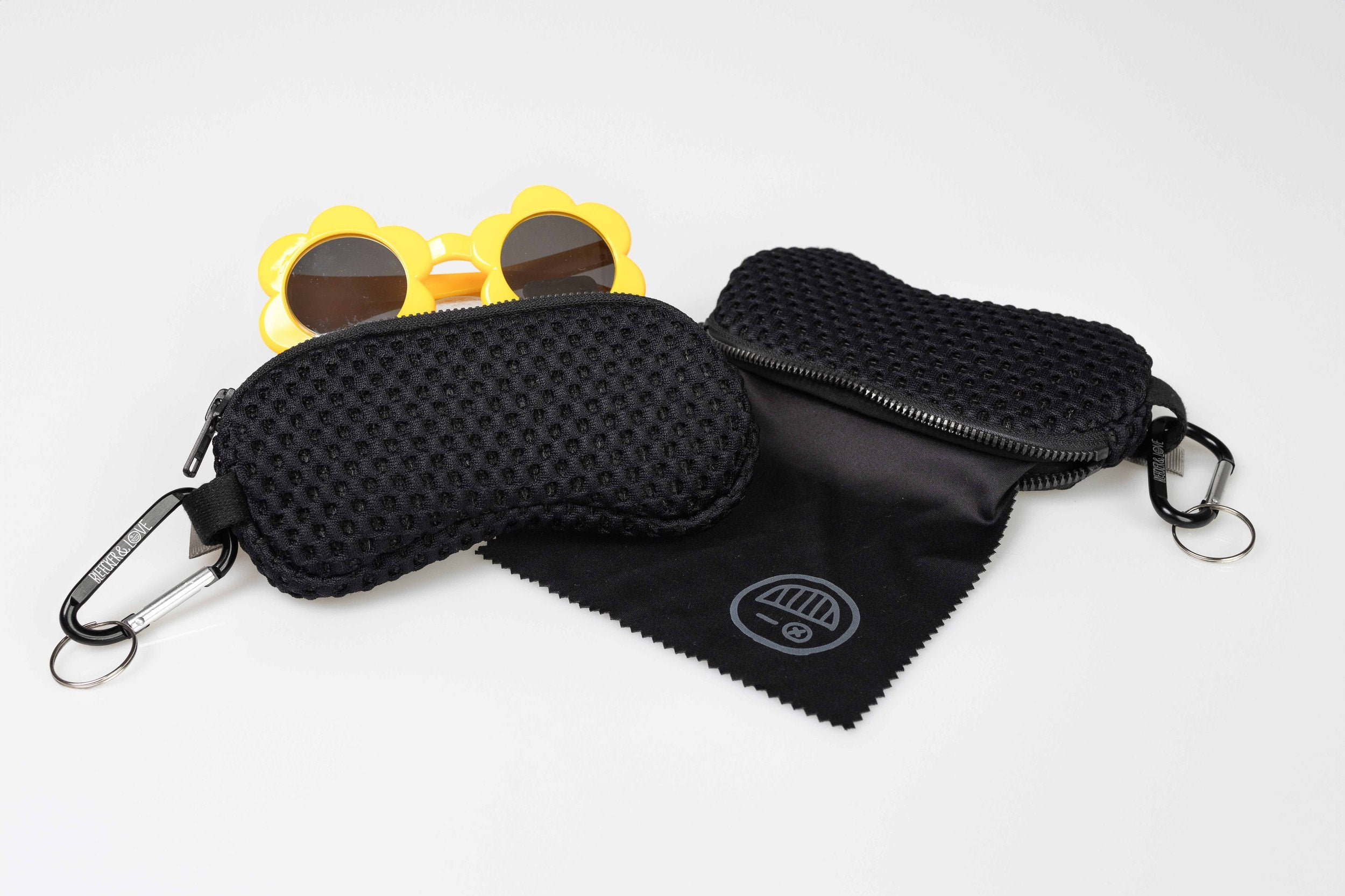 SHAKA BLACK SUNNIES SLEEVE