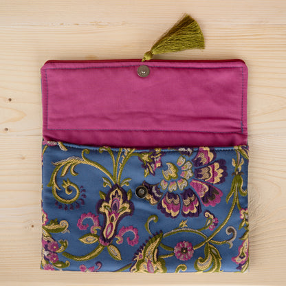 Silk Elegant Lady Pouch